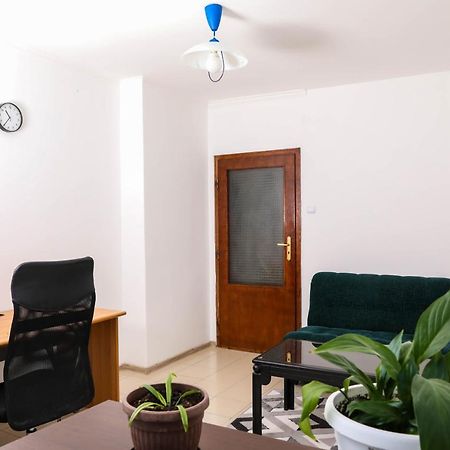 Krichim Apartments,Three-Bedroom, Large Apartment, Top Center Sofia Exterior photo